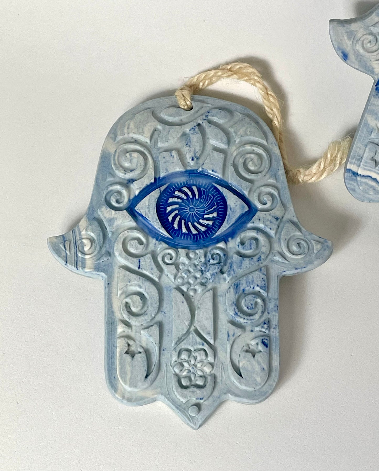Hamsah Wall Ornament (Medium Aprox 4.5x3.5 Inch)