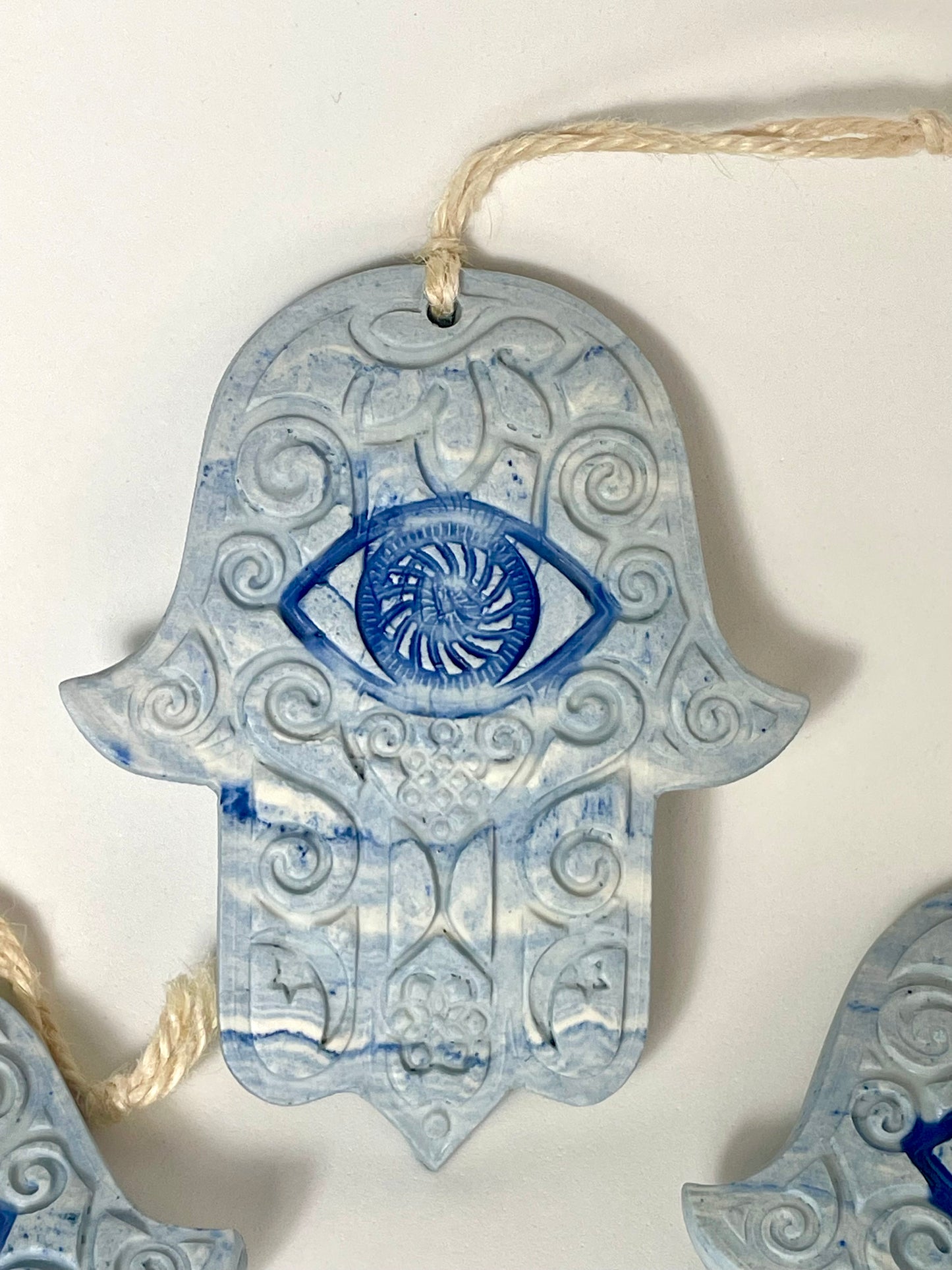 Hamsah Wall Ornament (Medium Aprox 4.5x3.5 Inch)