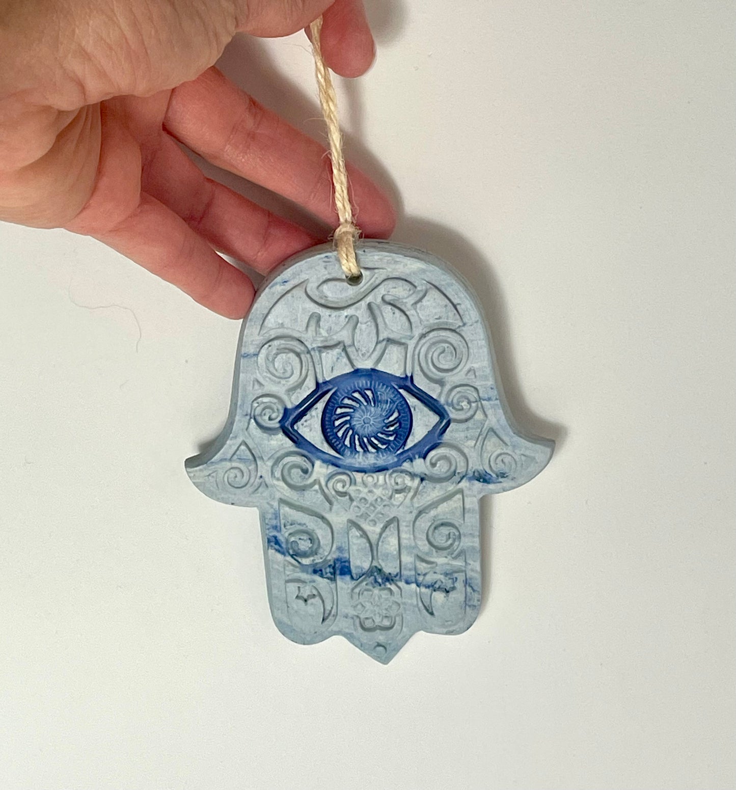 Hamsah Wall Ornament (Medium Aprox 4.5x3.5 Inch)